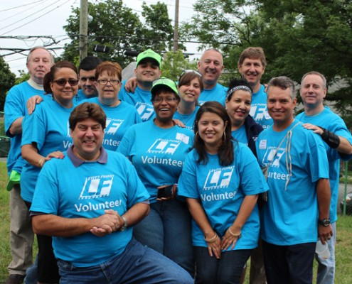 Group photo habitat for humanity